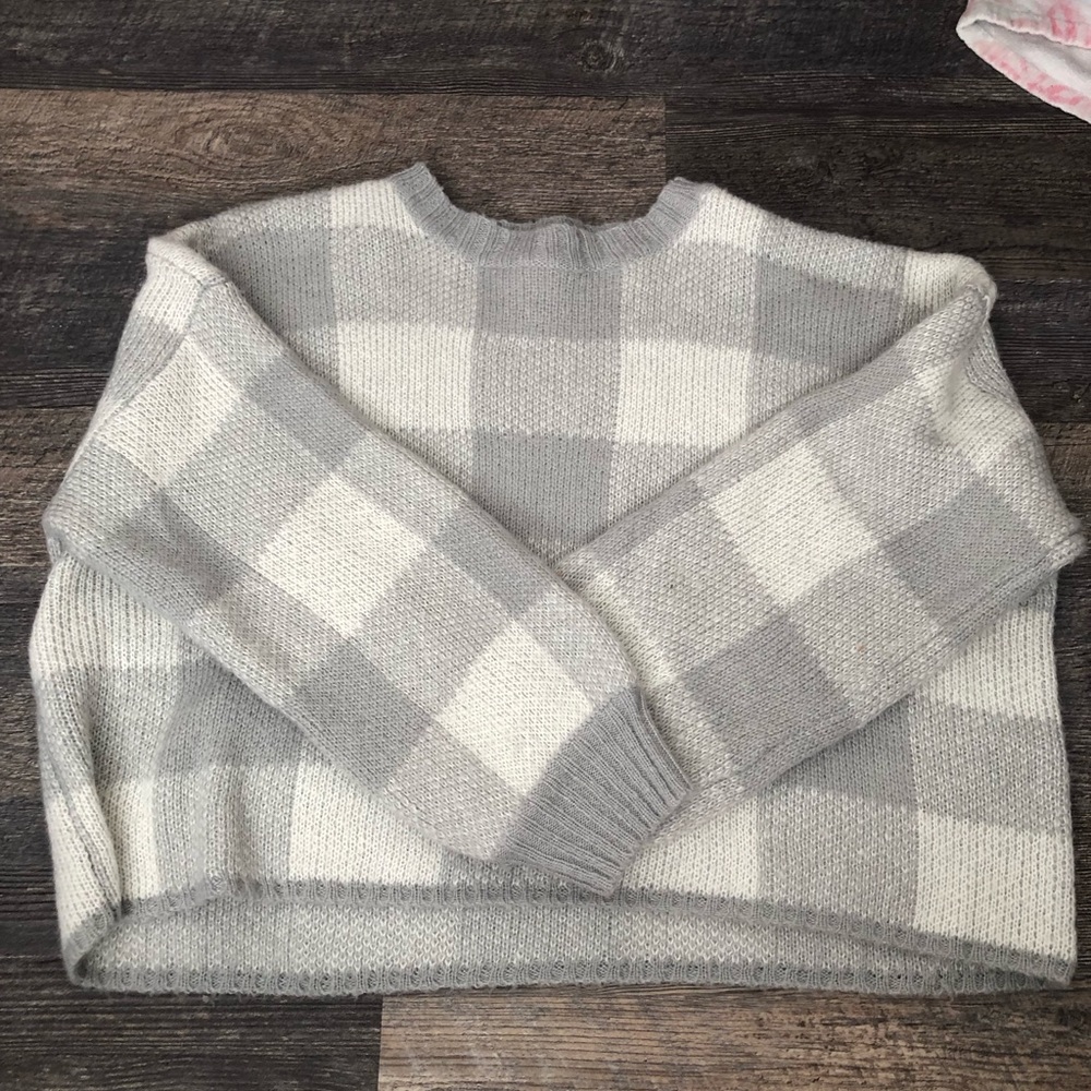 Willow & Root Cropped Sweater